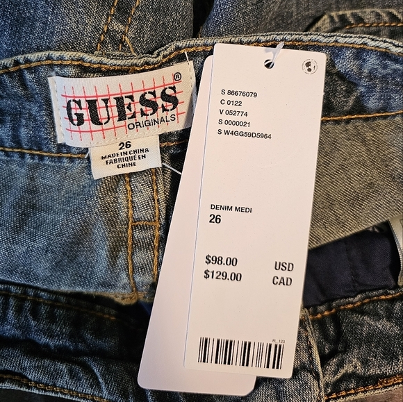 GUESS ORIGINALS Women's Denim Cargo Capri Pant, Tinted Denim, Size 26 - Picture 15 of 15